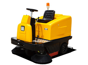 与人工清扫相比，利用吸尘扫地机的优势有哪些？