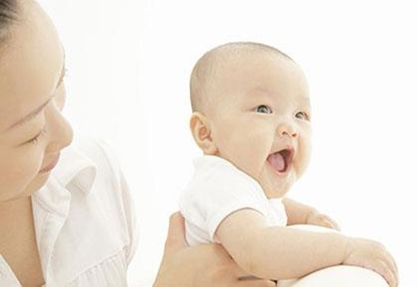 母婴护理服务机构解读新生儿黄疸护理技巧